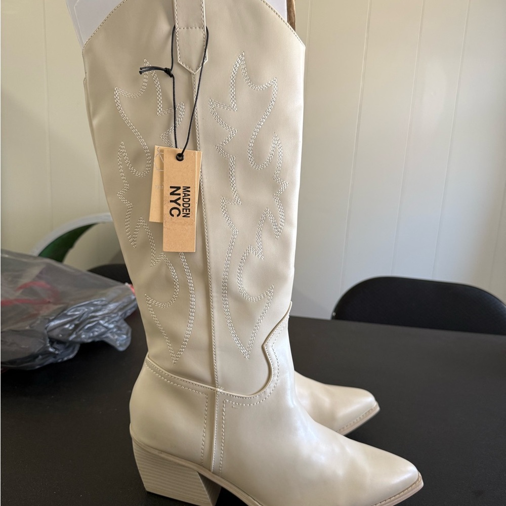 Women's Cream Western Boots